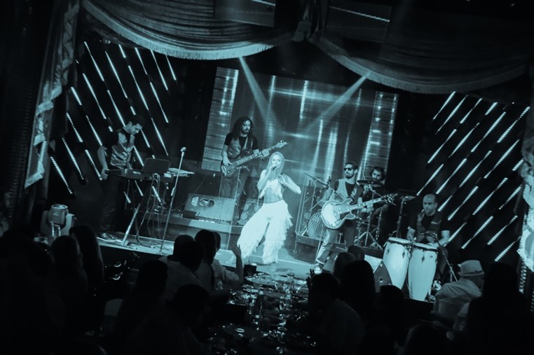 Diva Club On Saturday Night